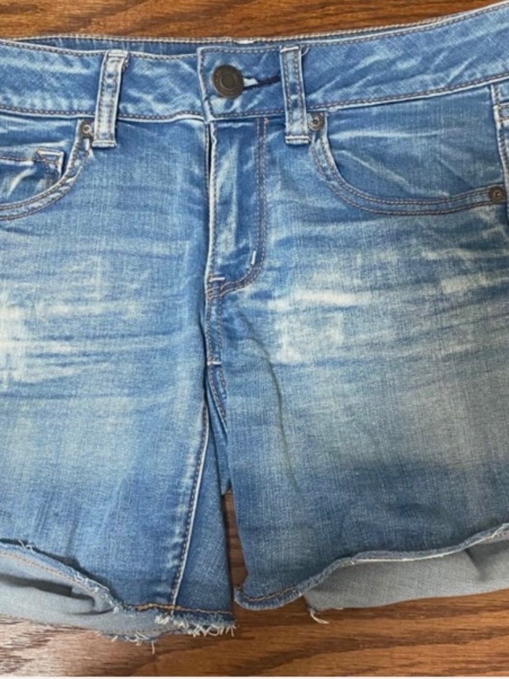 American Eagle MIDI Super Super Stretch Denim Blue Jean Shorts Women’s Size 2